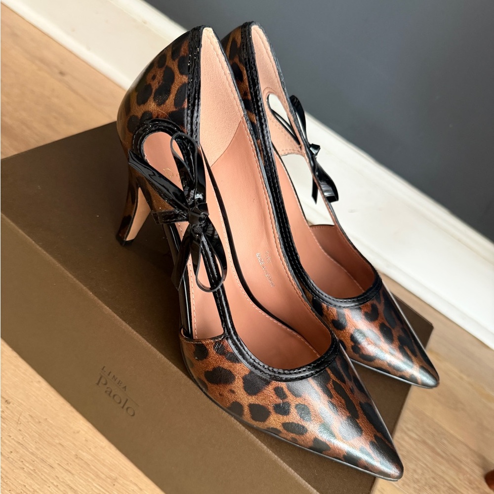 Linea Paolo Leopard Print Pointed Mary Jane Heels - Brown/Black